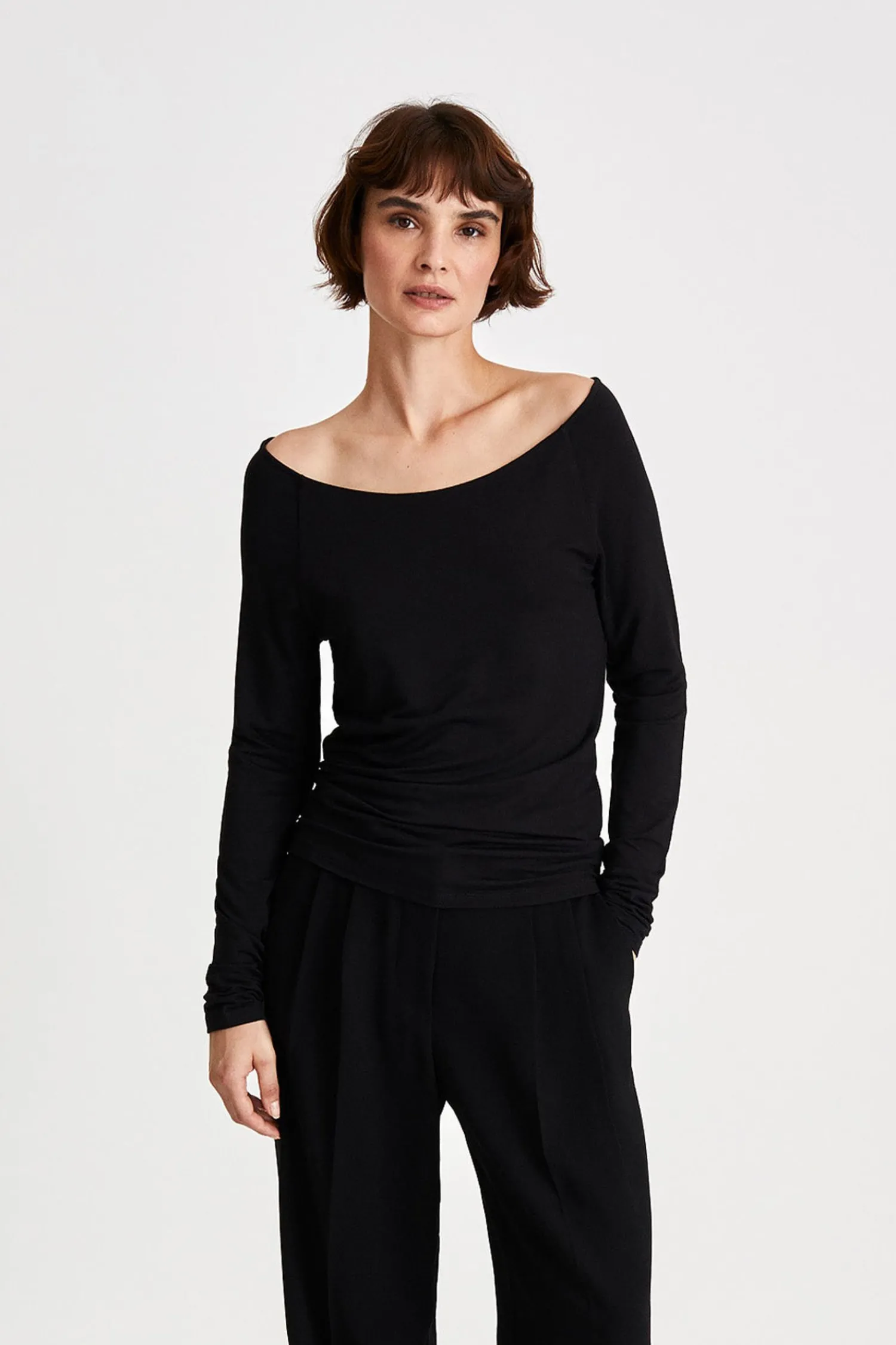 Stylein Celina Shoulder Edge Top