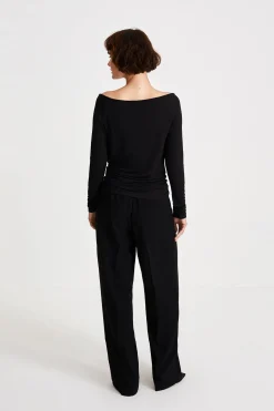Stylein Celina Shoulder Edge Top