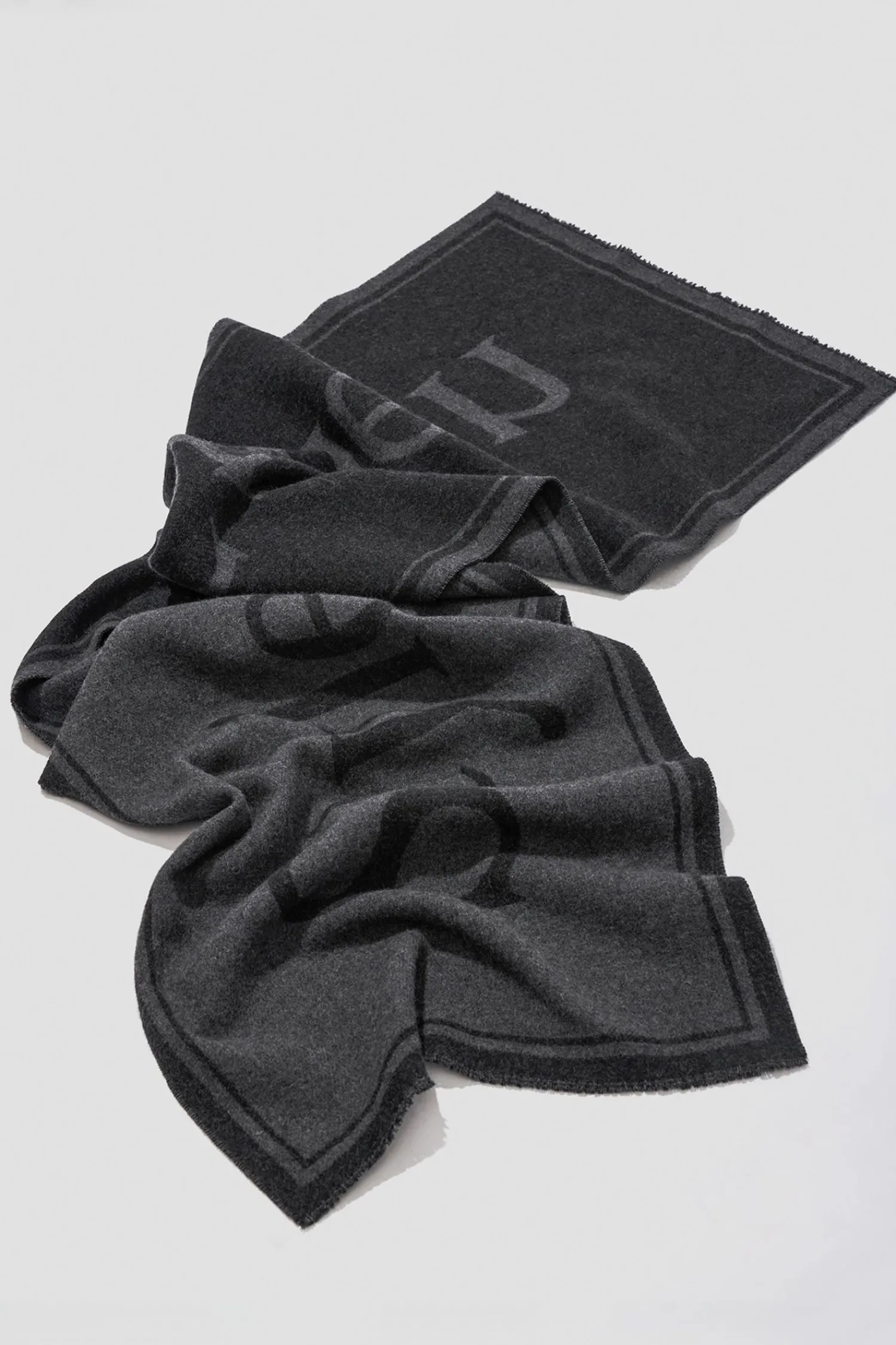 Stylein Thalia Scarf
